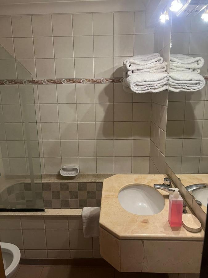 Departamento Centrico Mendoza-Reina Victoria Apartment Bagian luar foto